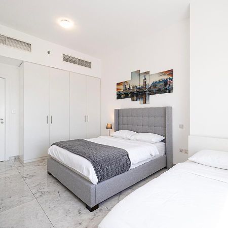 Luxury Beachfront 2Bd Apt, Shams, Jbr ドバイ エクステリア 写真
