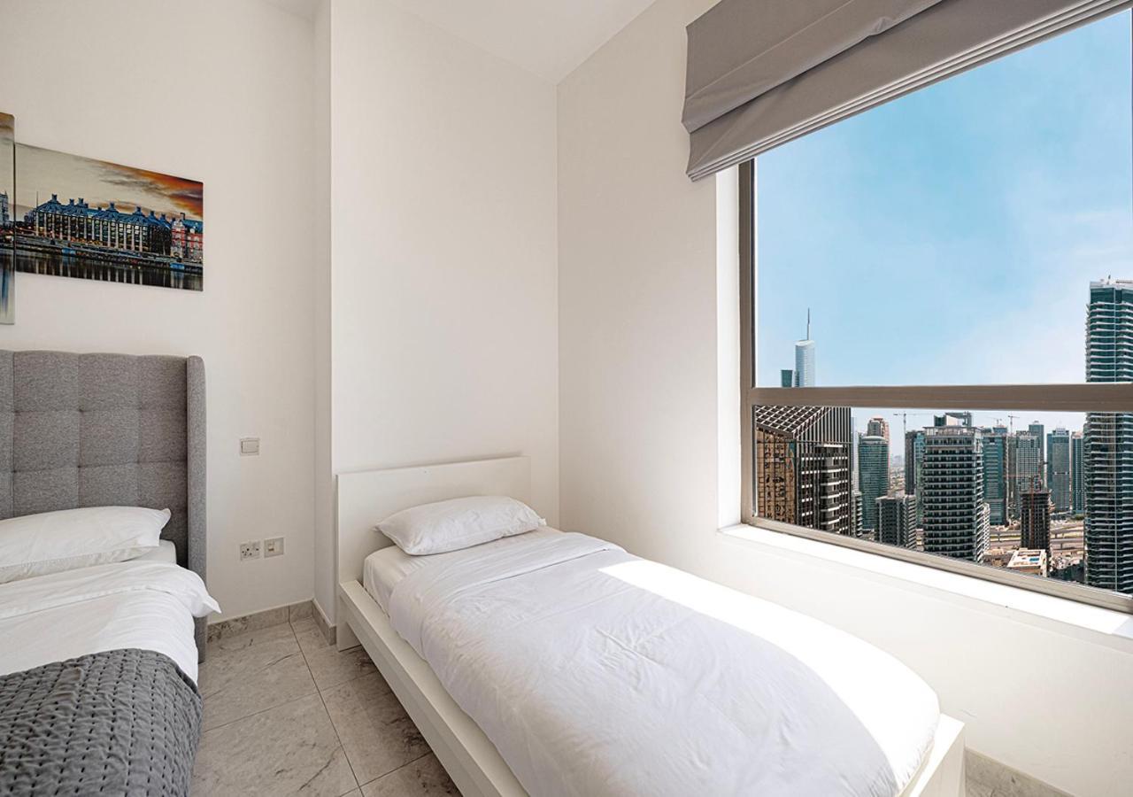 Luxury Beachfront 2Bd Apt, Shams, Jbr ドバイ エクステリア 写真